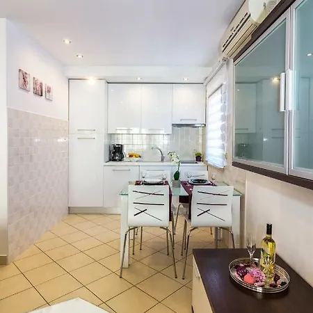 Enni Apartman Póla