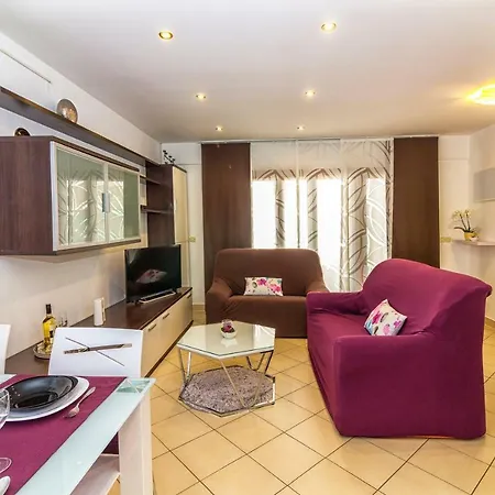 Apartman Enni *